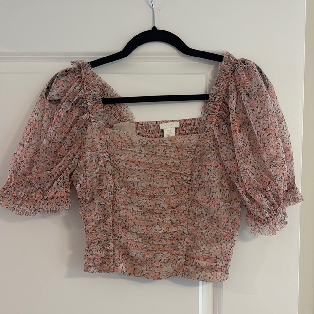 H&M Pink Puff Sleeve Smocked Crop Blouse